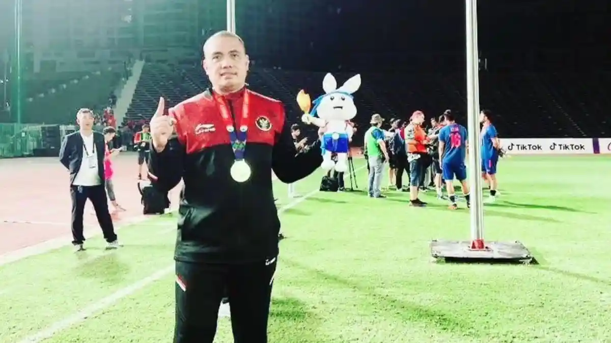 SOSOK Sahari Gultom, Pelatih Kiper Timnas U-22 Raih Medali Emas Sea Games 2023 Kamboja