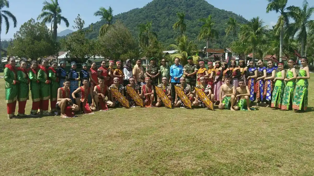 Dandim Singkawang Buka Lomba Cipta dan Baca Puisi