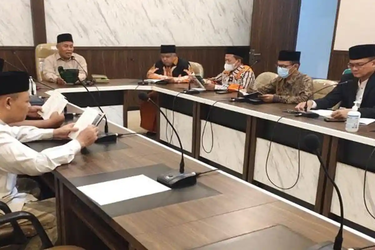 Perkuat Silaturahmi dengan Kalangan Kiai, PKS Jatim Sowan ke PWNU Jatim
