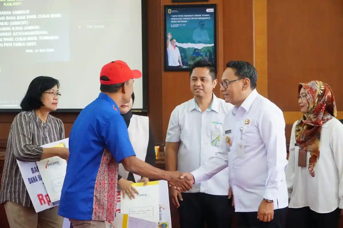 Pemkab Pati Cairkan Rp6,6 Miliar BLT DBHCHT untuk 5.301 Penerima