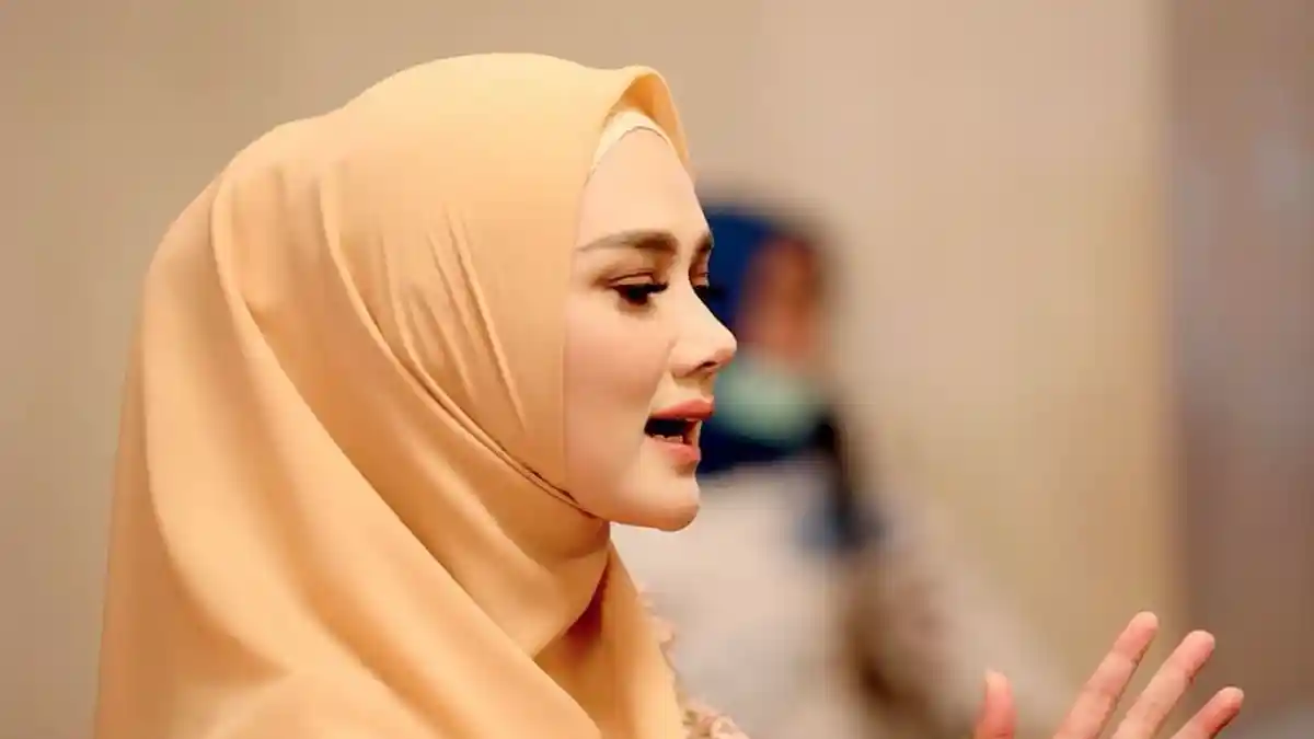 POPULER, Profil Mulan Jameela di DPR Akhirnya Cantumkan Data Pendidikan, Lulusan SMA Dibandingkan S2