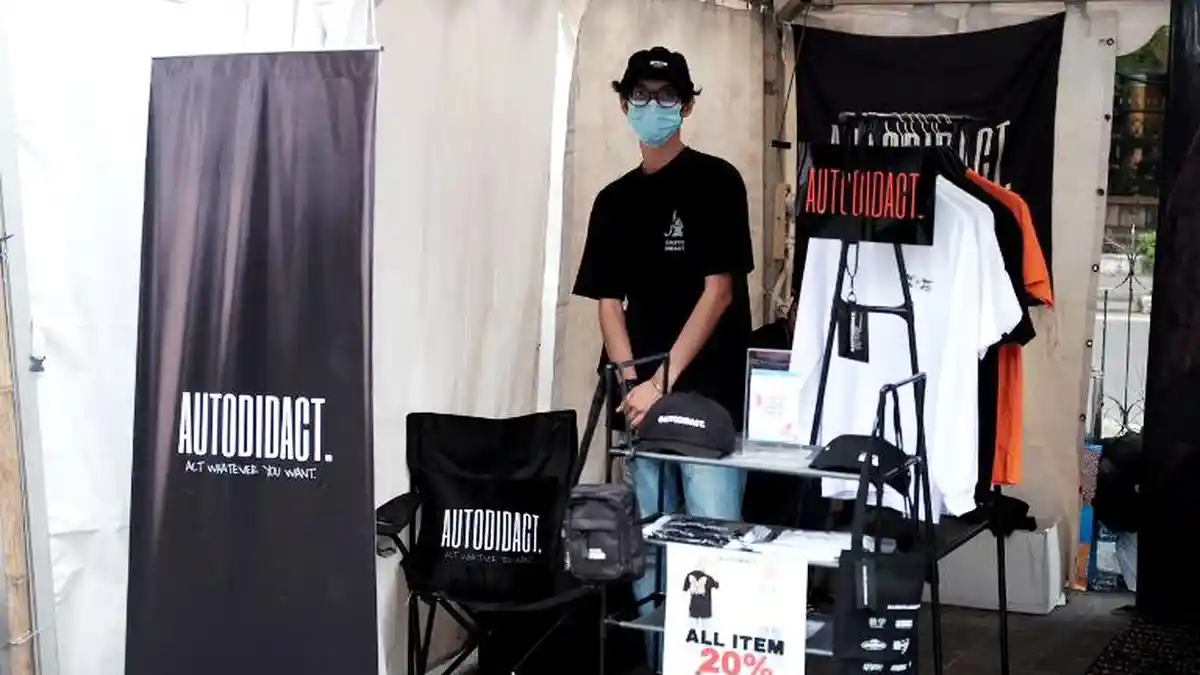 Autodidact, Clothingan Karya Anak Teknik Mesin yang Kini Digandrungi Para Pemuda