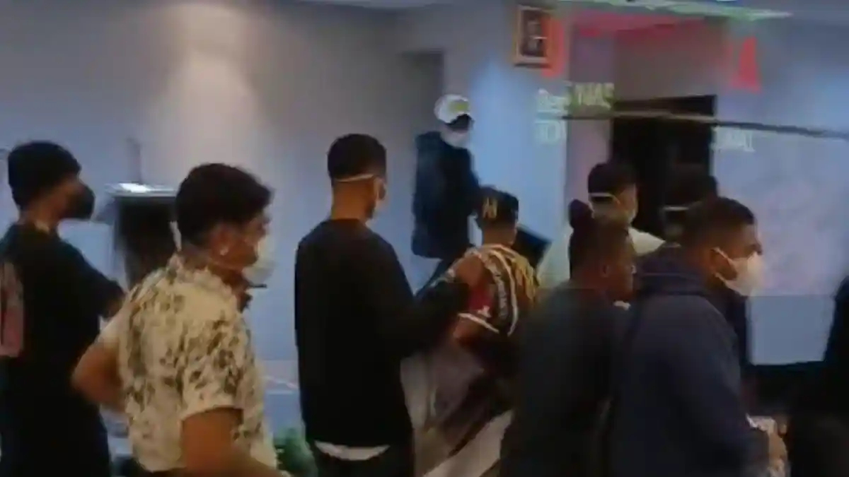 Polisi Sebut Diskusi FTA yang Dibubarkan Tak Berizin, Pakar Hukum: Konstitusional, Tak Perlu Izin