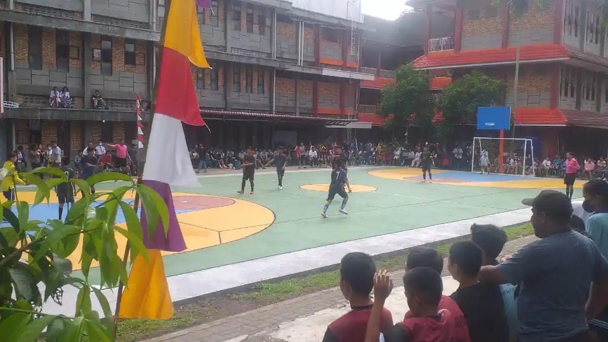 Jalin Komunikasi Antar Pelajar, SMK Grafika Bina Media Gelar Turnamen Futsal
