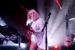 Konser Clean Bandit