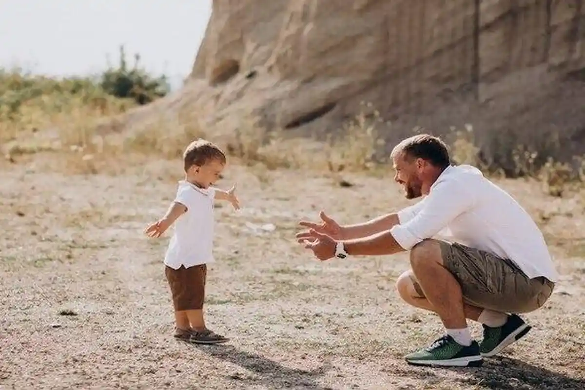 31 Pantun untuk Ayah, Ucapan Apresiasi yang Tulus dari Hati, Berisi Untaian Kata Sayang dan Rindu