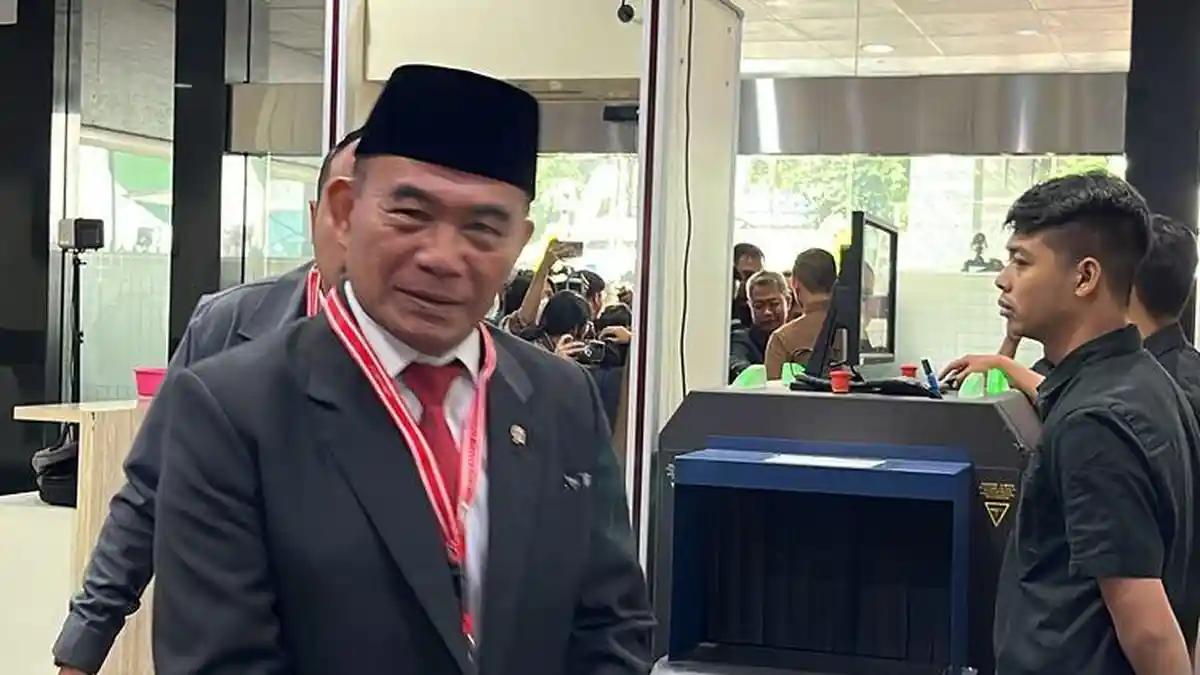 Menko PMK Muhadjir Usul Korban Judi Online jadi Penerima Bansos, Ini Alasannya