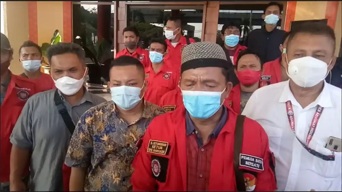 Beri Dukungan ke Korban Penganiayaan, Puluhan Pemuda Batak Bersatu Datangi Polrestabes Palembang