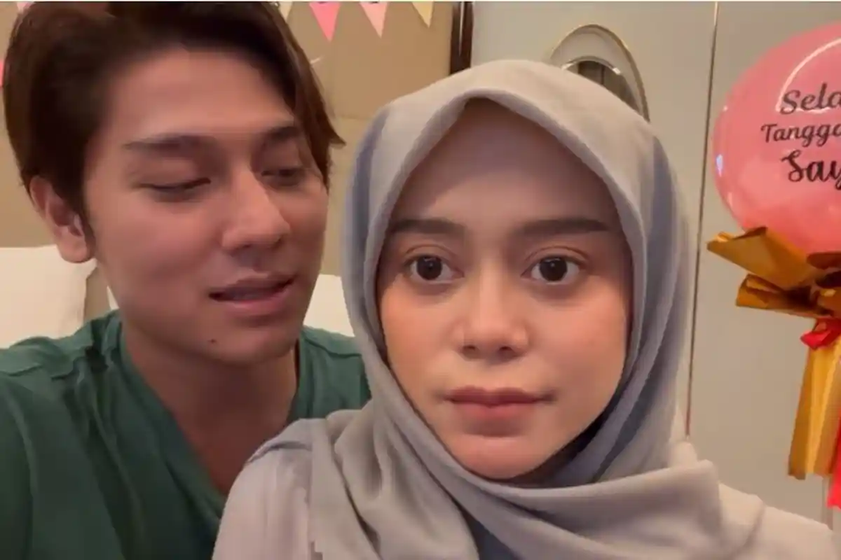 Rizky Billar Merasa Lebih Mahir Gendong Bayi Ketimbang Ayah Lesti, sang Ibu: Bibirnya Mirip Papah