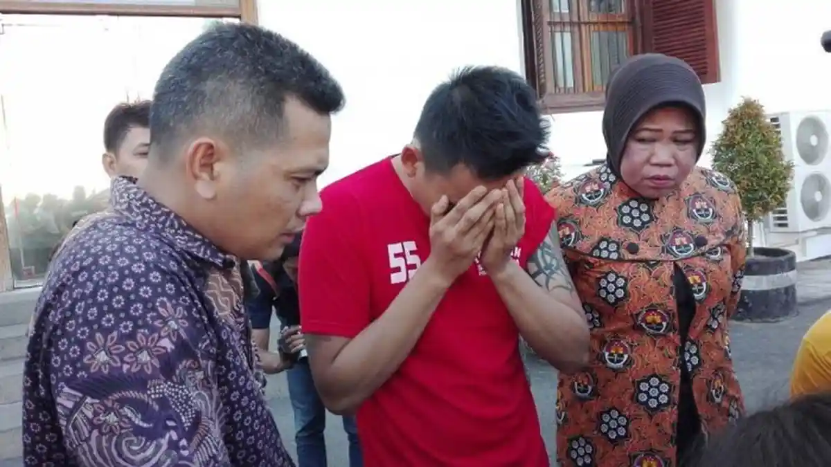 Sering Dicium Saat Jam Istirahat, Staf Kelurahan Ini Laporkan Atasannya ke Polisi