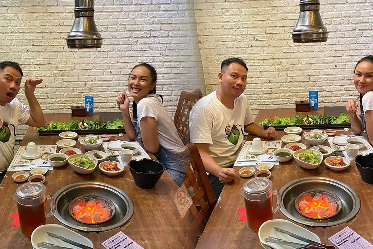 Jelang Lamaran, Vicky Prasetyo dan Kalina Ocktaranny Saling Tulis Pesan Manis