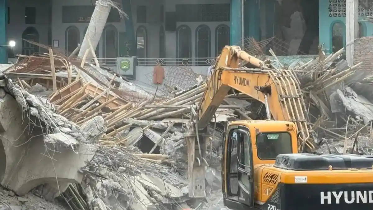 Reruntuhan Ponpes Al Khoziny Capai 1.259 Ton, Evakuasi Butuh 286 Kali Angkut