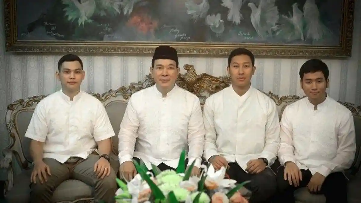 Lebaran ala Keluarga Cendana, Potret Cucu-cucu Soeharto Bareng Tommy Soeharto Jadi Sorotan
