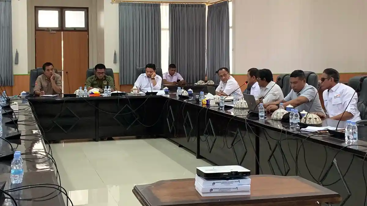 DPRD Halmahera Selatan Panggil PUPR dan BPKAD Karena Proyek Multiyears Belum Tuntas