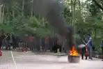 Peserta-mengikuti-pelatihan-pemadam.jpg