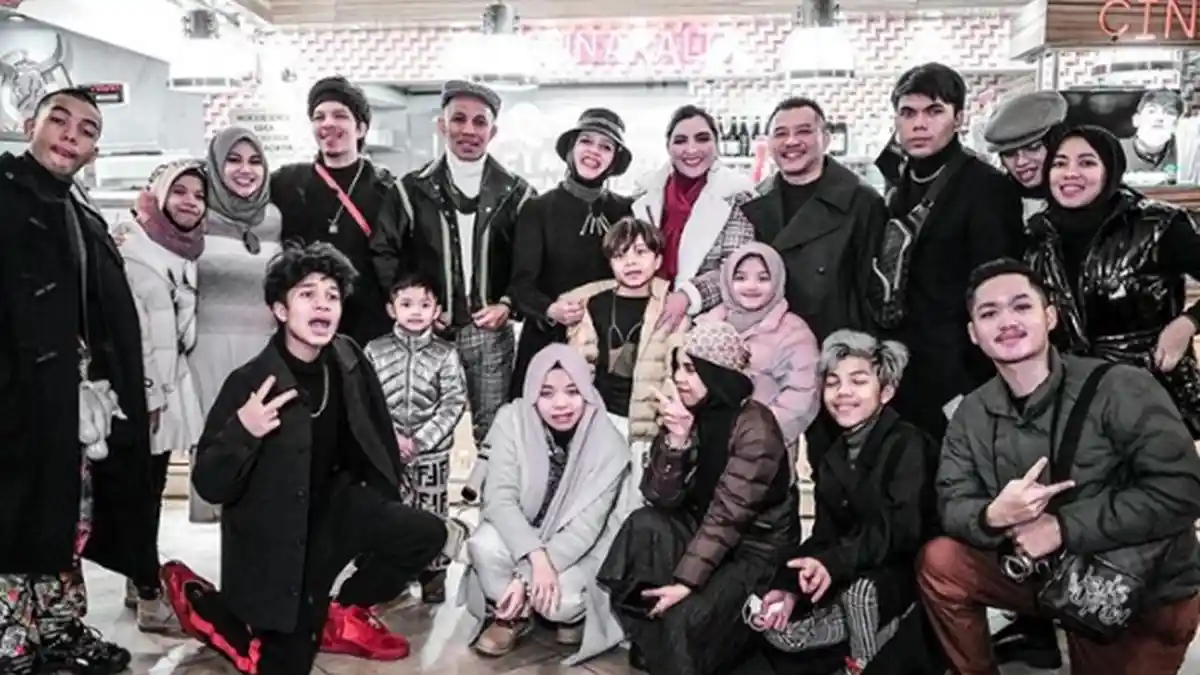 Potret Gen Halilintar dan Keluarga Hermansyah Akhirnya Bertemu di Turki, Krisdayanti Batal ikut