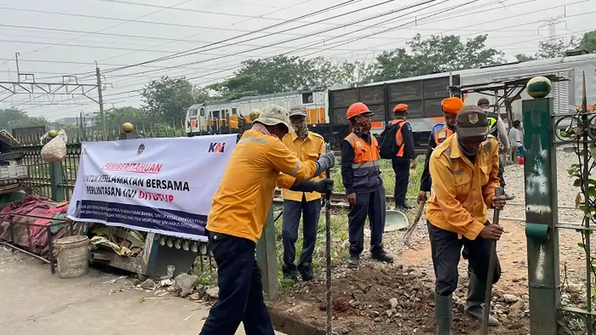 PT KAI Tutup Enam Perlintasan Kereta Api Liar Guna Keselamatan Masyarakat, Kerap Terjadi Kecelakaan