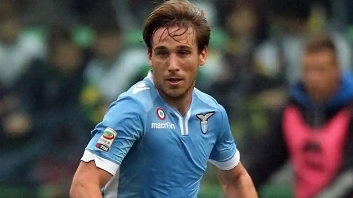 Cedera Paha, Lucas Biglia Absen Satu Bulan