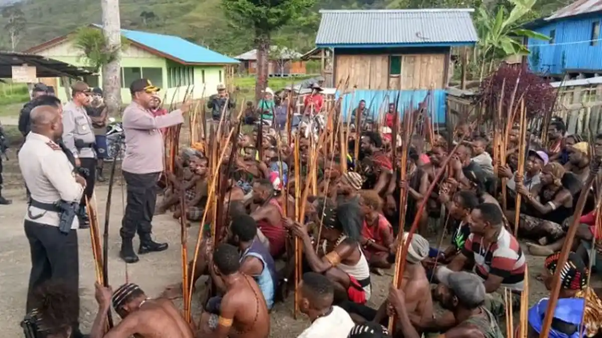 Bentrok Antar-Warga di Tolikara Papua, 3  Orang Tewas dan 6 Orang Luka Kena Panah