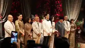 cerita-di-balik-kedatangan-prabowo-di-pernikahan-syifa-hadju-dan-el-rumi.jpg