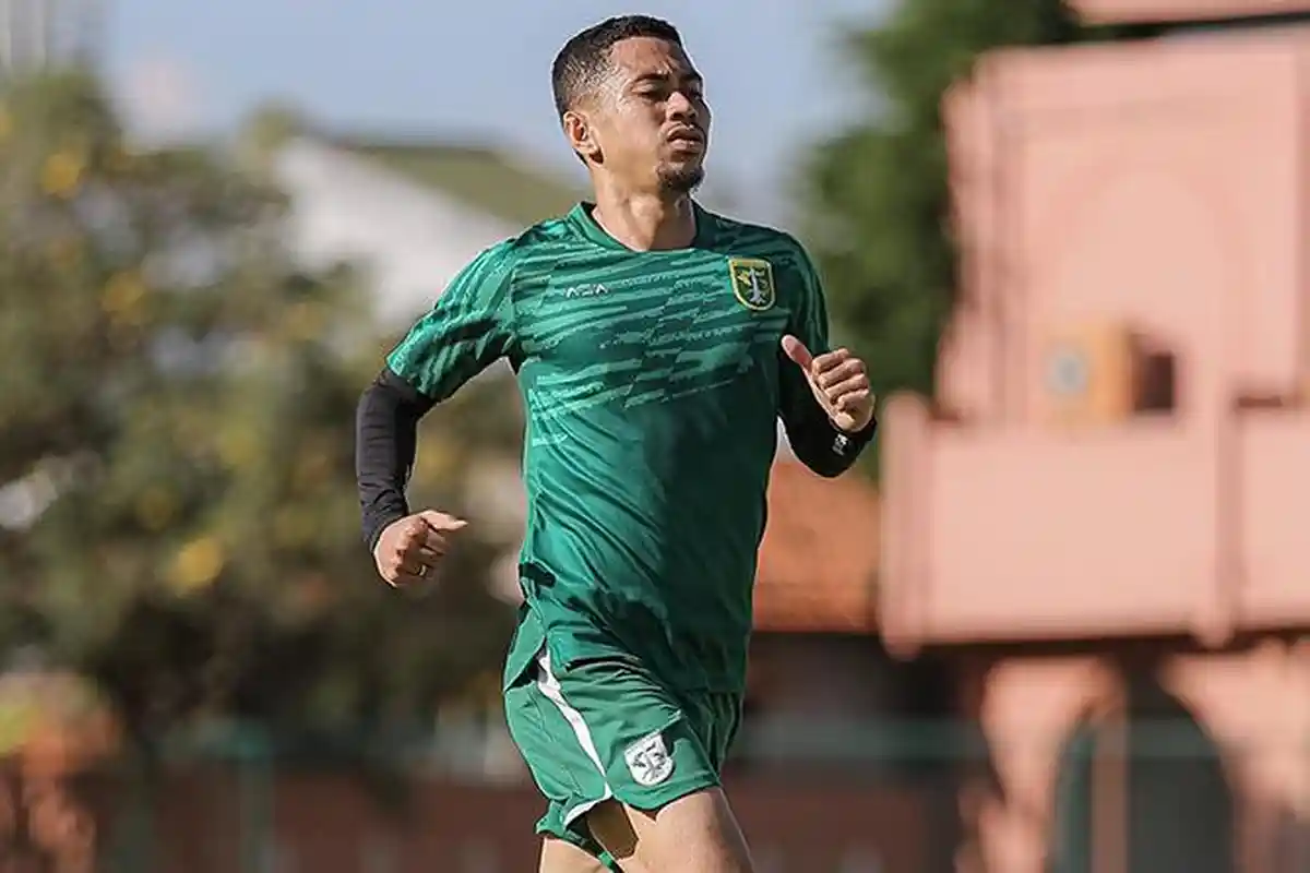 Ungkapan Reva Adi Usai Menangis dan Bawa Persebaya Menang Atas Bhayangkara FC