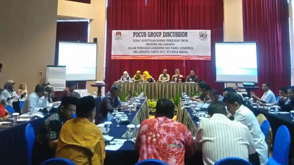 KPPS yang Tidak Mengenal Warganya Disarankan Meminta Identitas Pemilih
