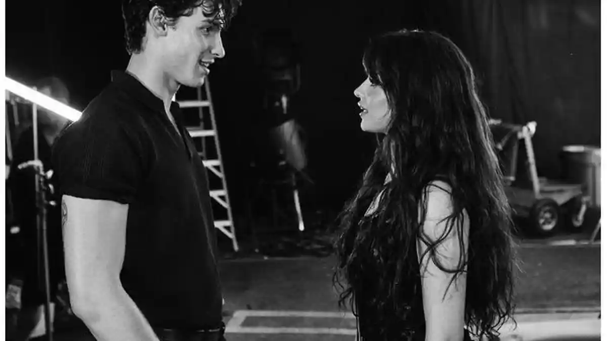 Camila Cabello Jatuh Tersungkur Saat Latihan Tarian Mesra Bareng Shawn Mendes