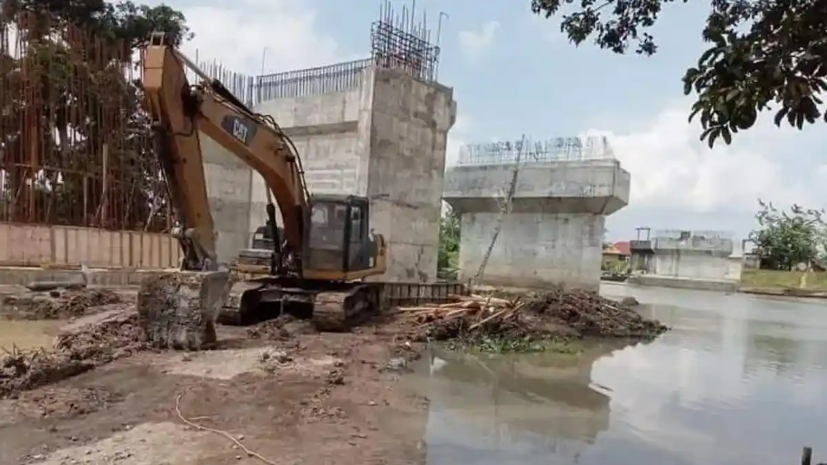 Pemprov Lampung Tegaskan Jembatan Way Bungur Akan Dibangun Ulang