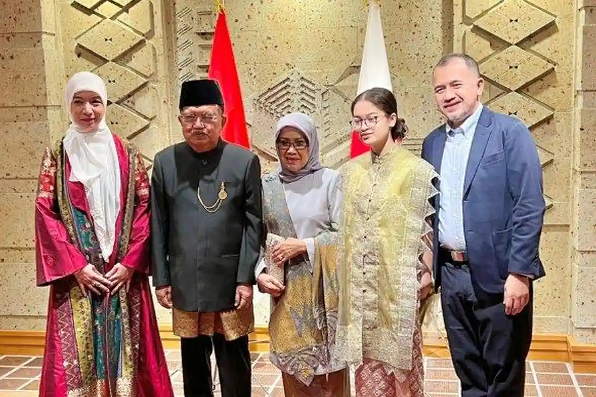 Jusuf Kalla Raih Penghargaan Tertinggi dari Kaisar Jepang