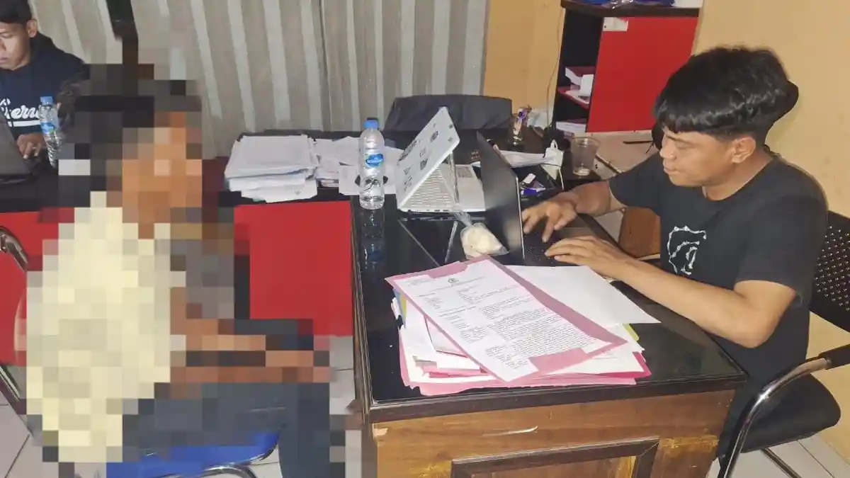 CCTV Bongkar Aksi Pencurian Warung di PPU, Pria 26 Tahun Diamankan Polisi