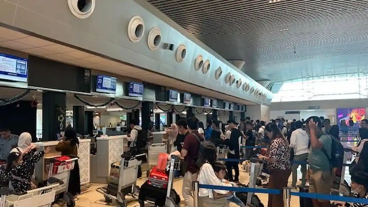 Jumlah Penumpang di Bandara Hasanuddin Bertambah 15 Ribu Saat Natal dan Tahun Baru 2025