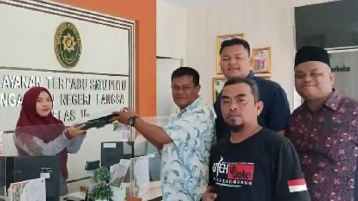 Gadjah Puteh Serahkan Permohonan Prapid Bea Cukai Langsa Ke Pengadilan