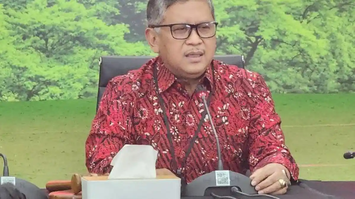 Gibran dan Bobby Diundang HUT ke-51 PDIP? Begini Jawaban Hasto