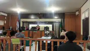 kasus-dugaan-korupsi-pembangunan-Hotel-Kuansing-sukarmis.jpg
