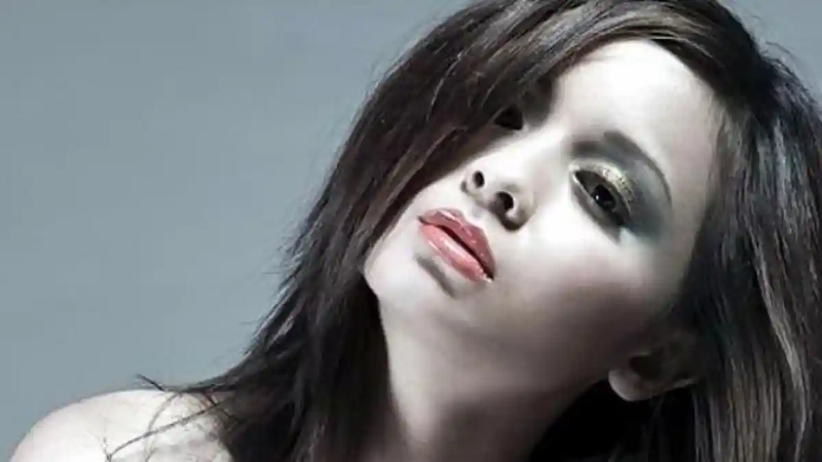 Artis Cantik Ini Akui Hamil Karena Seks Pranikah