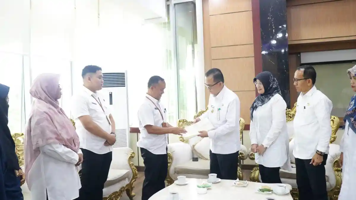 Lindungi dan Jaga Aset Strategis, Pemerintah Kota Bukittinggi Terima 21 Sertifikat dari BPN