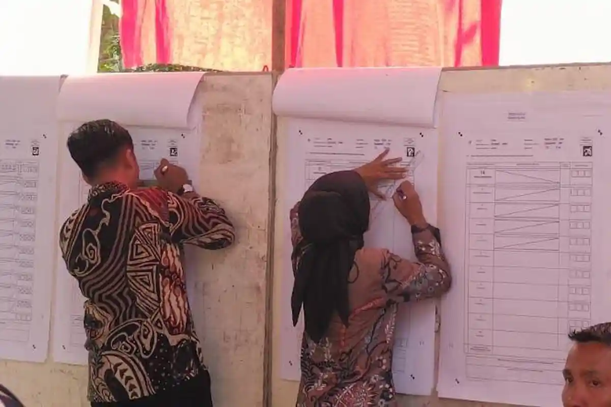 PDI Perjuangan Juga Ungguli PKS pada PSU di TPS 02 Kembang Seri Batanghari