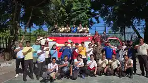 Foto-bersama-PLN-dan-Damkar-sumba-timur.jpg