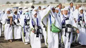 Jamaah-Haji-Ambil-Bir-Ali.jpg