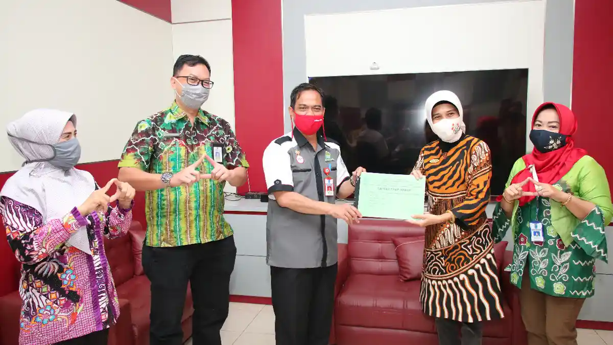 Buku Saku Covid-19 Versi Bahasa Banjar Ada di Aplikasi iMartapura