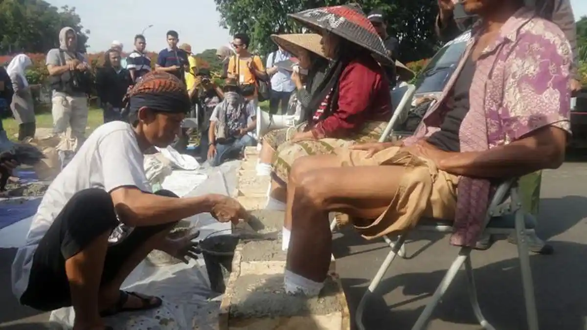 ''Kok Bisa Gubernur Jawa Tengah Berani Melawan Perintah Presiden''