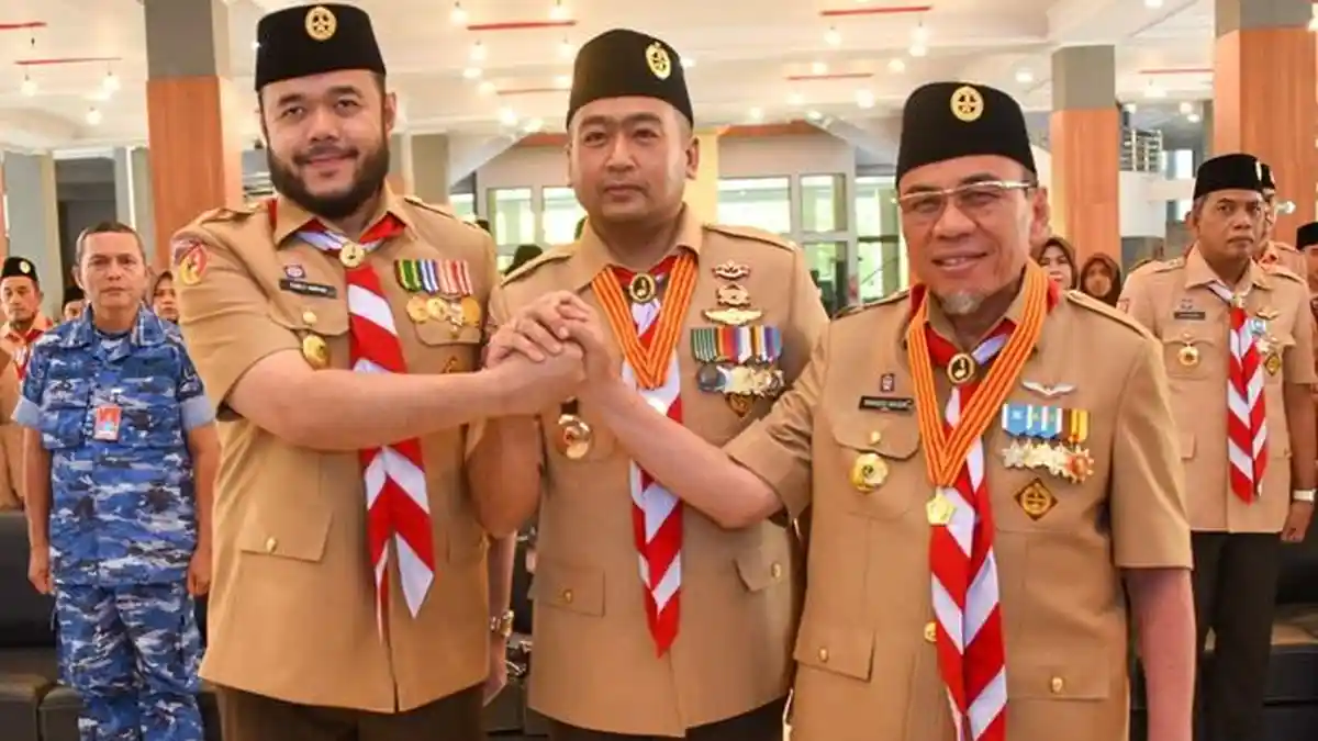 Wali Kota Fadly Amran Dilantik Jadi Kamabicab Gerakan Pramuka Padang 2022-2027