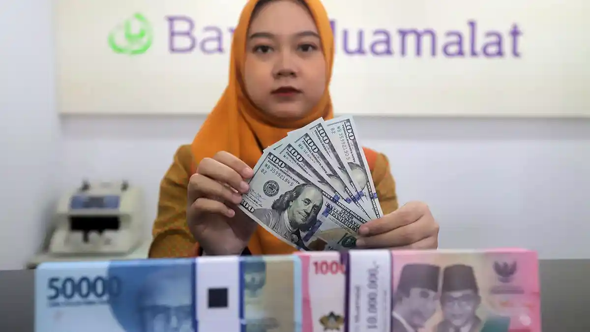 Rupiah Menguat ke Rp 15.166 Per Dolar AS Pagi Ini