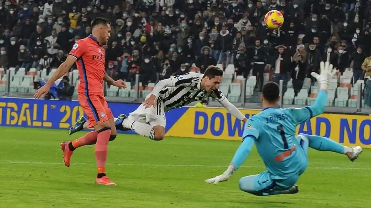 Juventus Harus Parkir Federico Chiesa Hingga Natal Berakhir