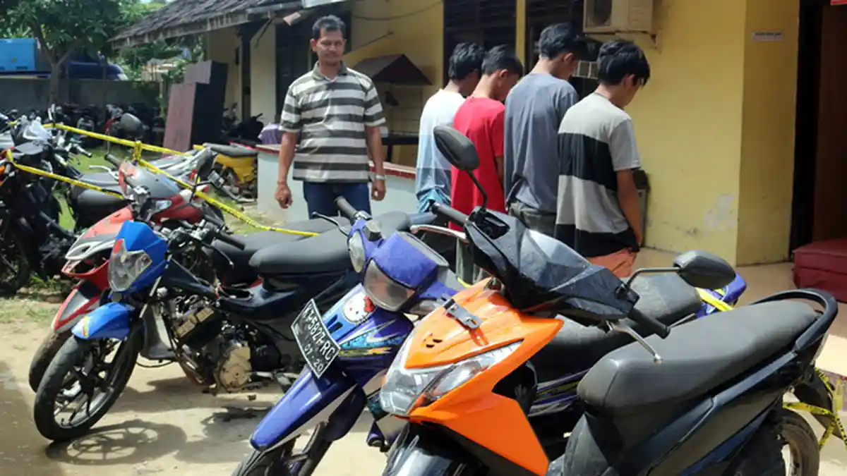 Kawanan Remaja Jual Motor Hasil Curian Seharga Rp 800 Ribu hingga Rp 1,2 Juta