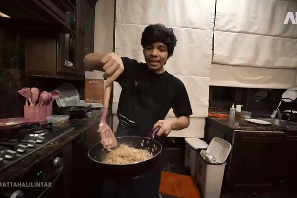 Masak untuk Pertama Kalinya demi Aurel, Atta Halilintar: Pasti Dia Happy, Suaminya Apa Aja Bisa