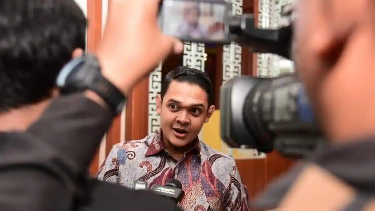 Anggota DPR Minta PT KAI Lebih Transparan Respon Insiden Kecelakaan LRT di Jakarta Timur