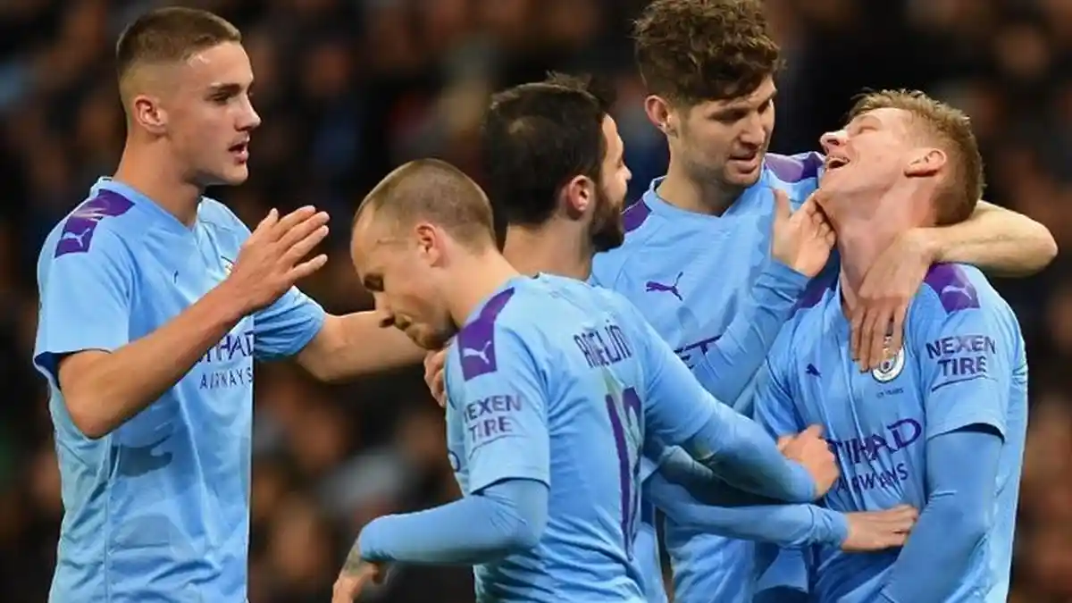 Link Live Streaming Derbi Manchester United melawan Manchester City