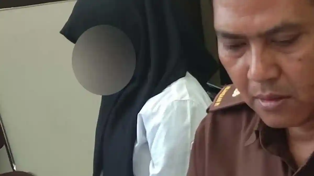 FAKTA Baru Kasus Vina Garut Terungkap di Pengadilan, Ada Wanita Cantik Berjilbab Hitam Mengaji