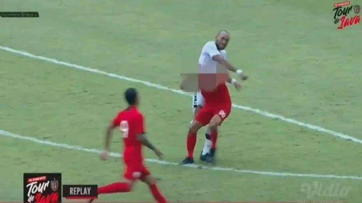 BEK Bali United Kasar Pukul Pemain Persis Solo, Leonard Minta Maaf, Kaesang Sentil dengan Tertawa